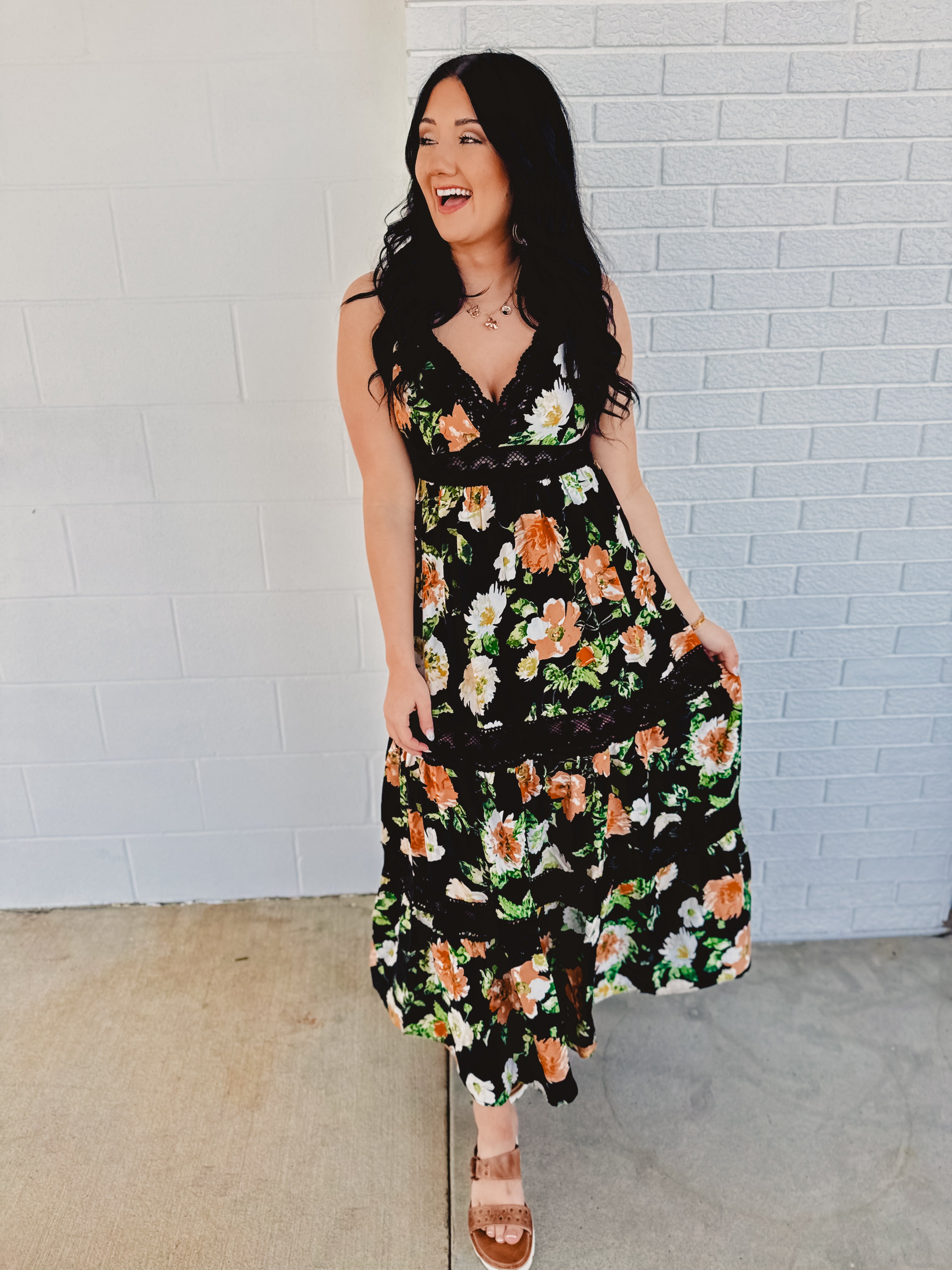 Floral Print Tiered Lace Contrast Maxi Dress - Black