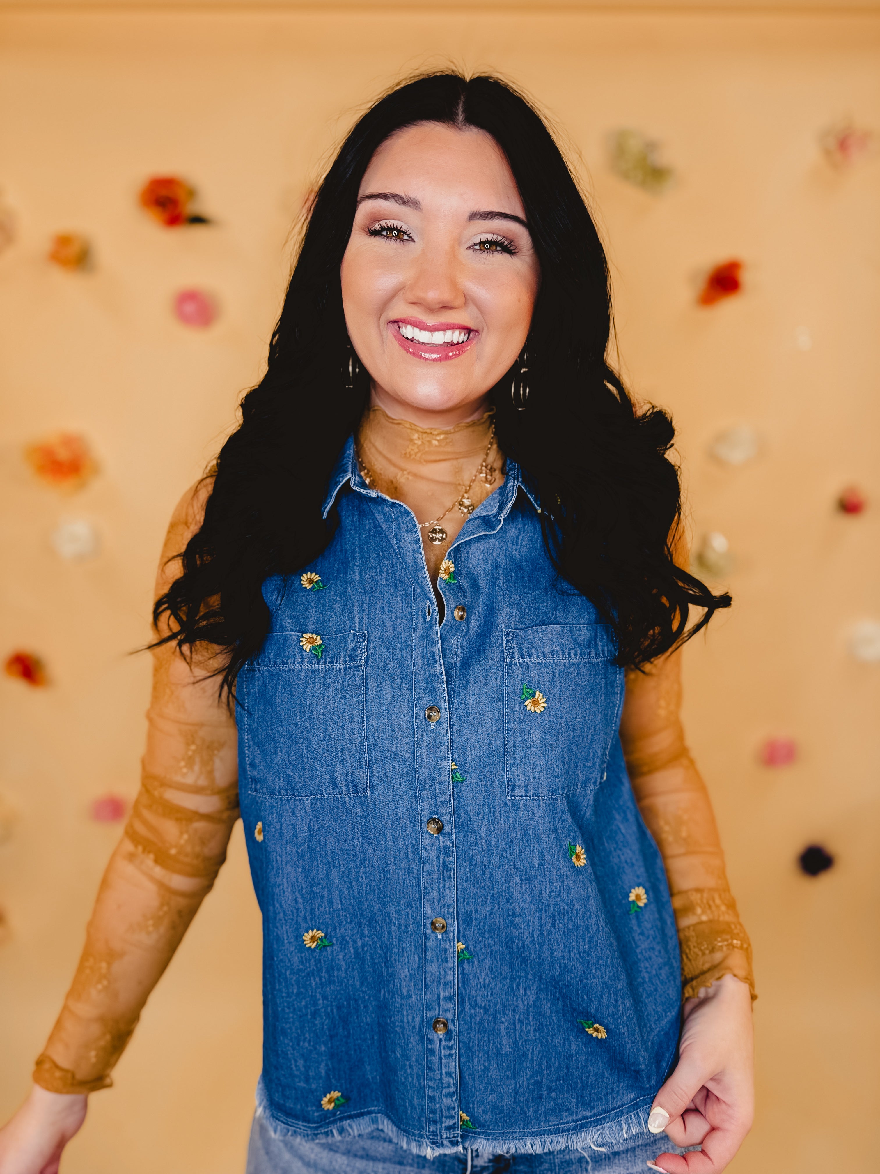 Floral Embroidered Sleeveless Denim Top - Blue