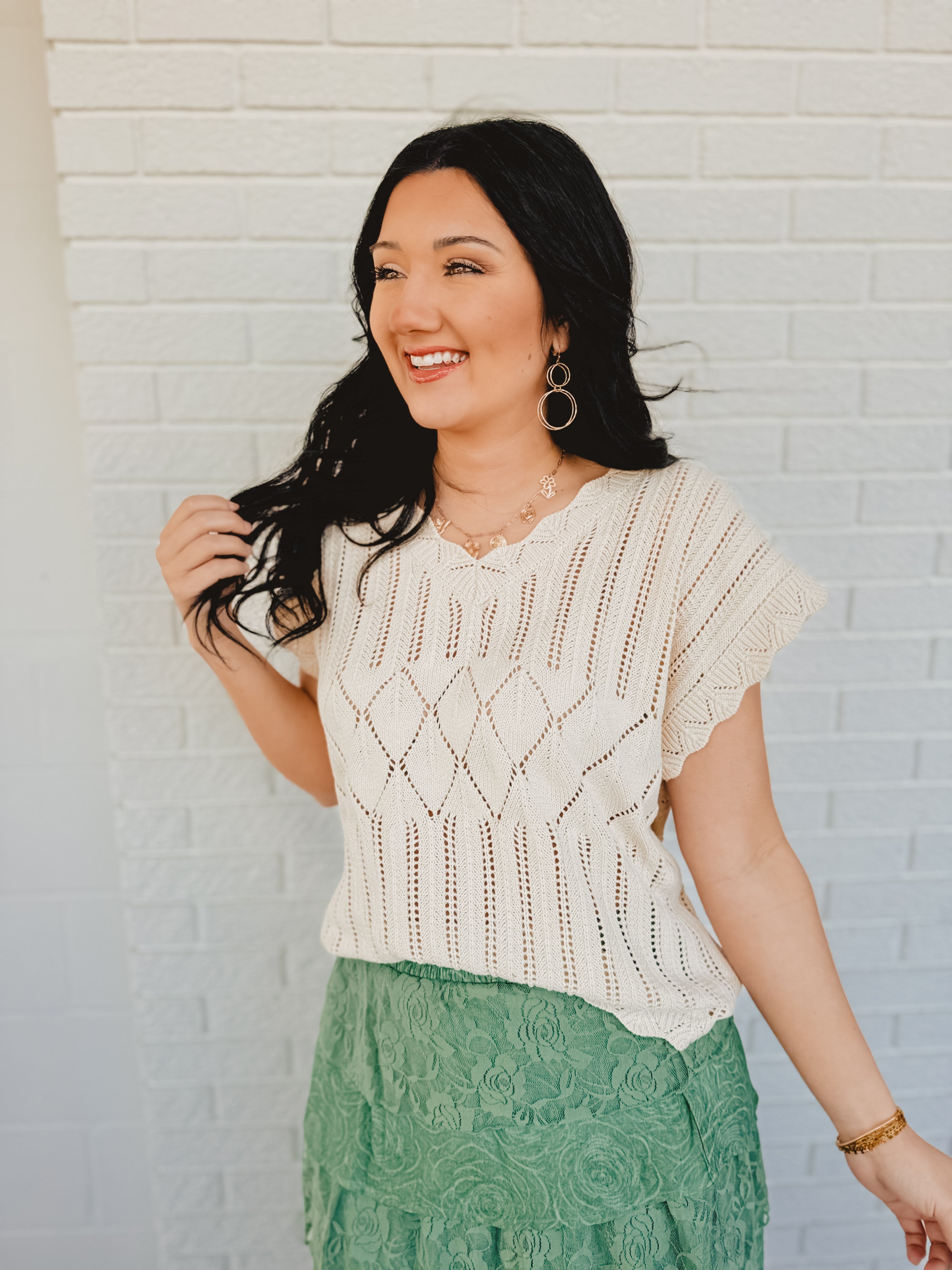 Scalloped Comfy V-Neck Oversized Sweater - Oatmeal