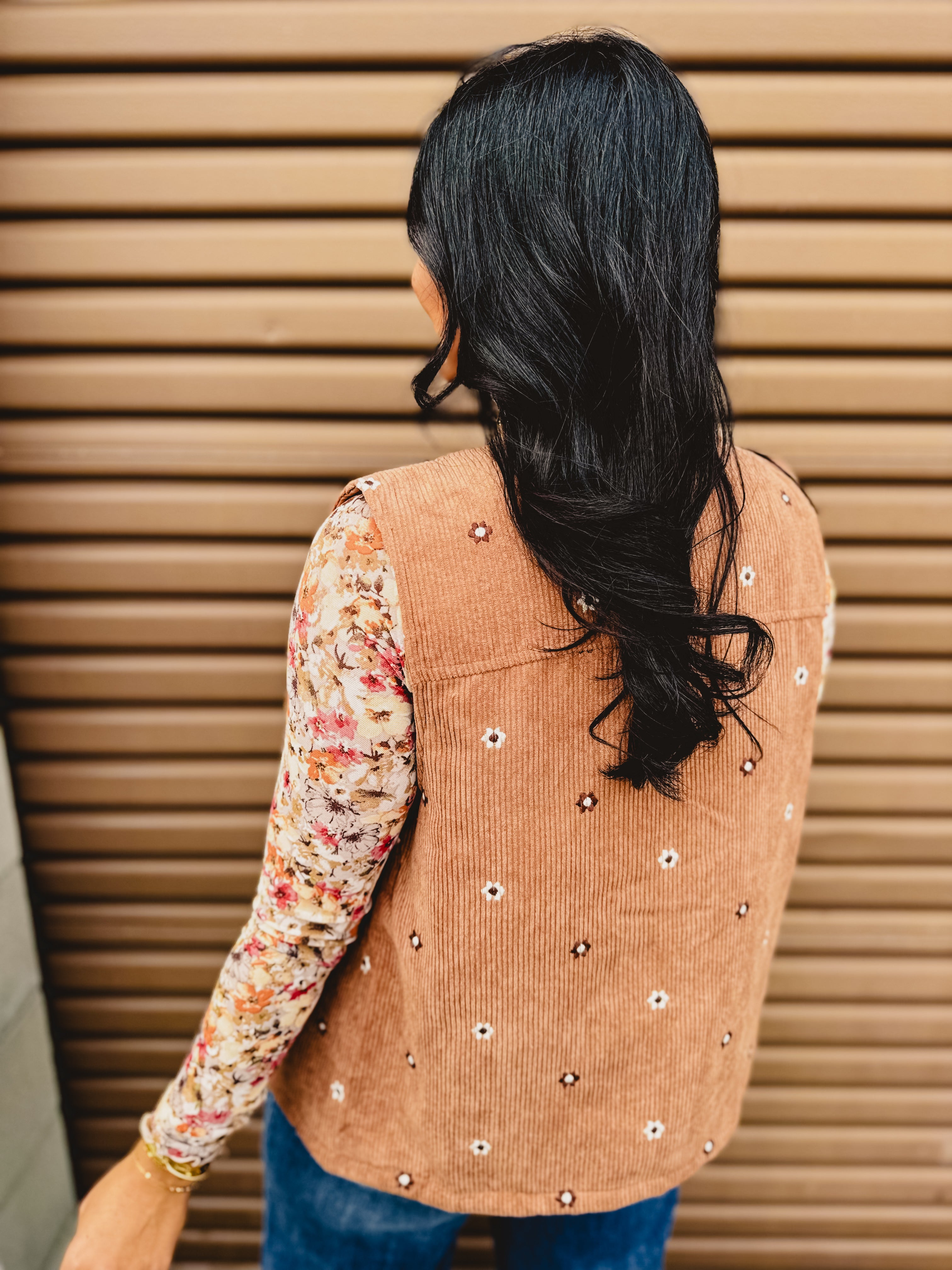 Floral Embroidered Corduroy Vest - Caramel