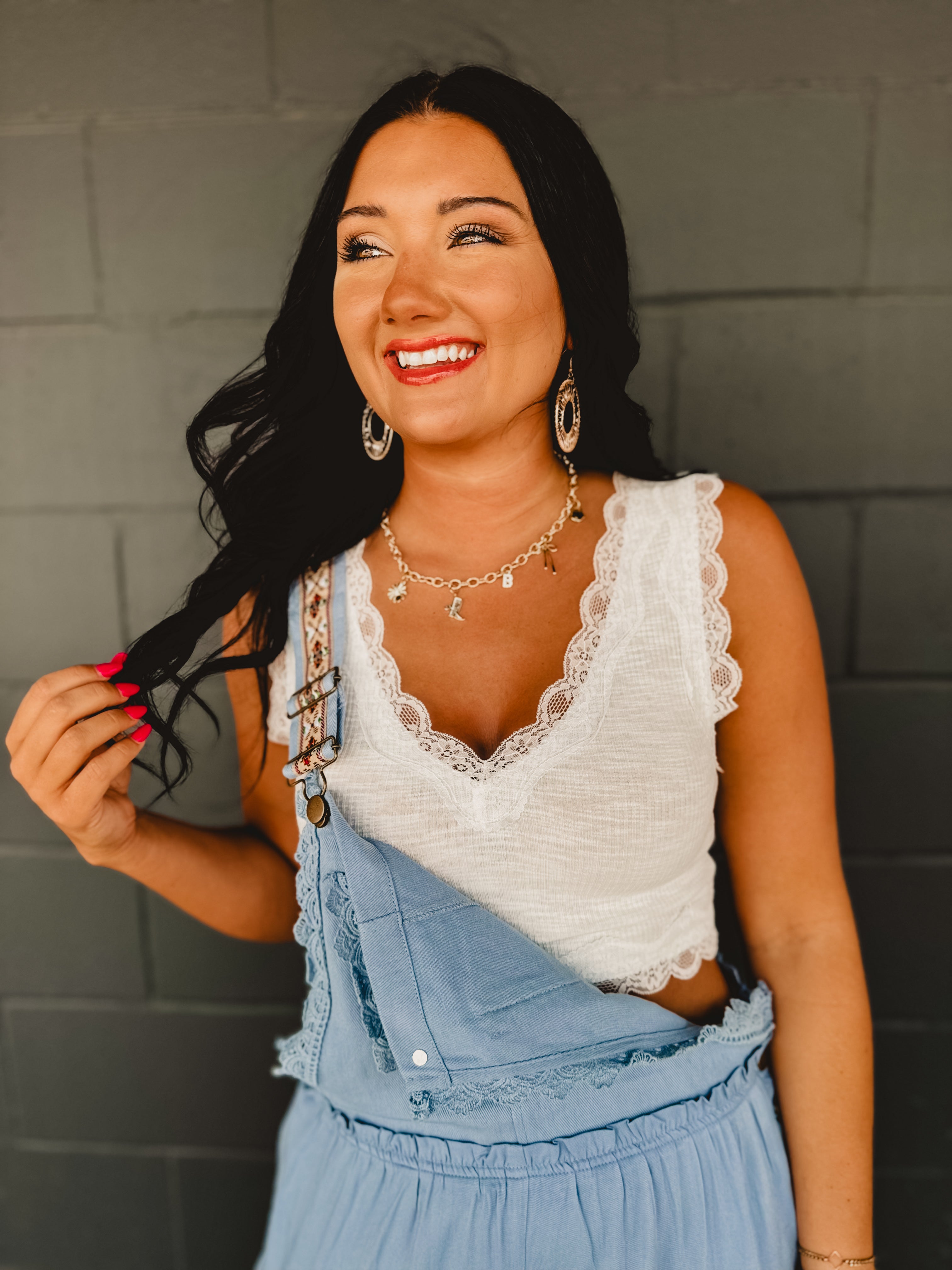 POL Lace Detail Cropped Tank Top - Ivory